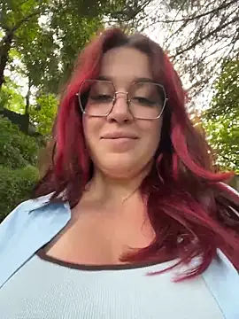 Snapshot of VikiDemi chatting on 06.19.26 VikiDemi online show from 06.19.26