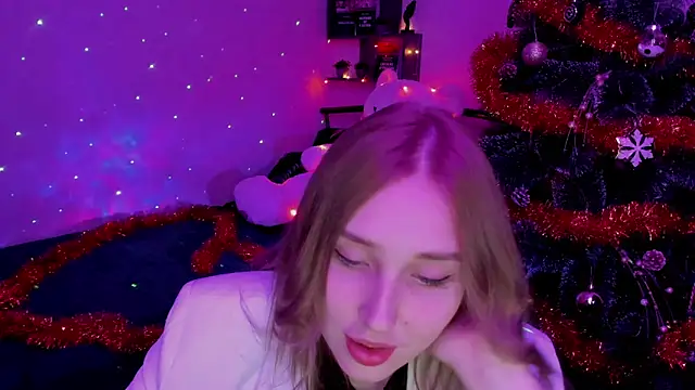 LinaTruly online show from 12.28.24