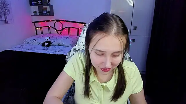 LinaTruly online show from 11.13.25