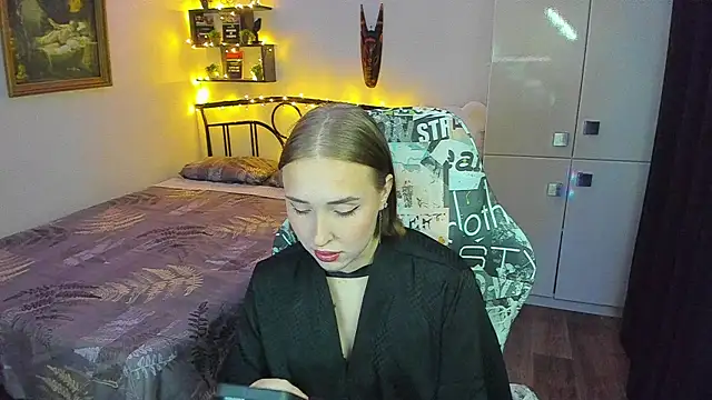 Snapshot of LinaTruly chatting on 07.02.26 LinaTruly online show from 07.02.26
