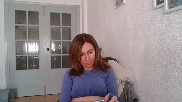 TamaraSweetxo online show from 02.14.25