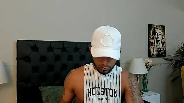 Snapshot of Robin_Rief chatting on 09.11.25 Robin Rief online show from 09.11.25