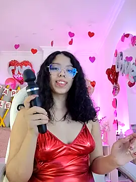 Aurora Brownn online show from 02.15.25