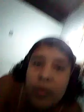 Snapshot of LilyChloe11 chatting on 12.14.24 LilyChloe11 online show from 12.14.24