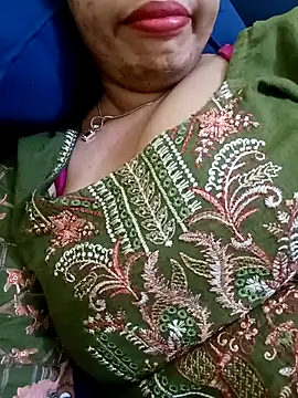 Haniya-143 online show from 11.22.25