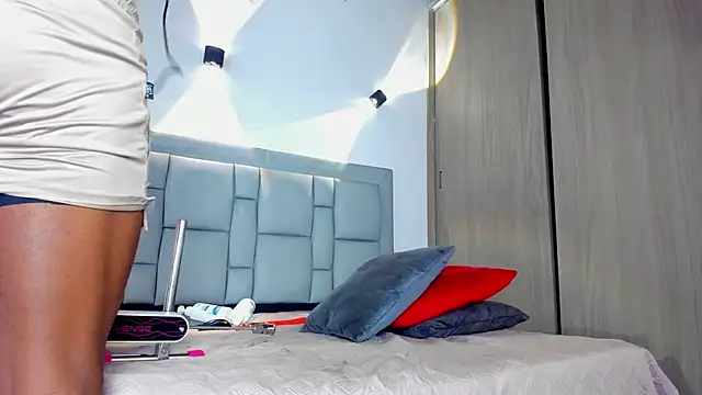 JEFFREY COTTOM online show from 03.11.25