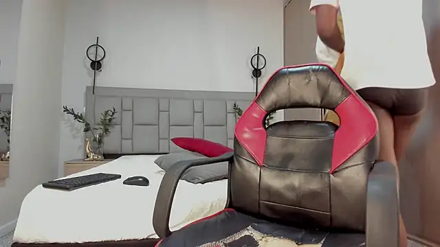 JEFFREY COTTOM online show from 11.14.25