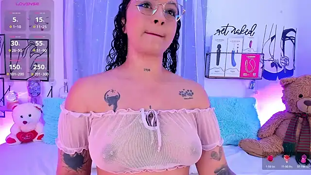 Mari Sweett online show from 02.17.26