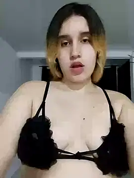 Snapshot of Keidy_rojas1 chatting on 02.05.25 Keidy rojas1 online show from 02.05.25