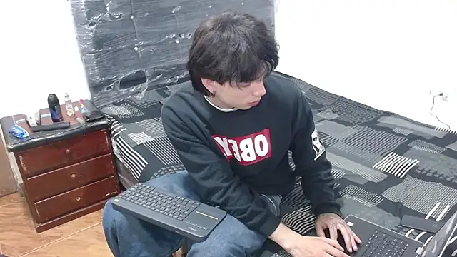 pervertsteens3 online show from 11.06.25