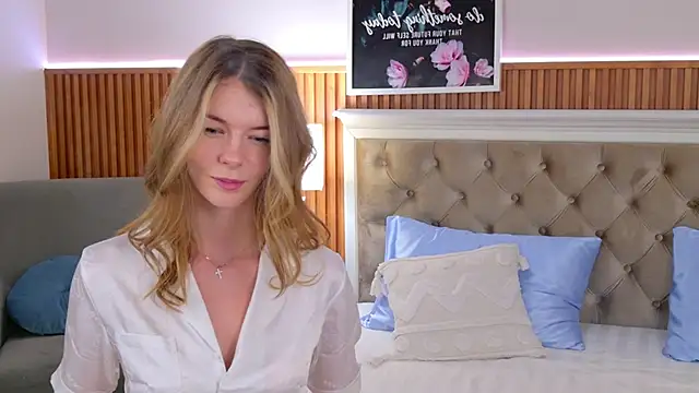 MeganMour online show from 02.25.25