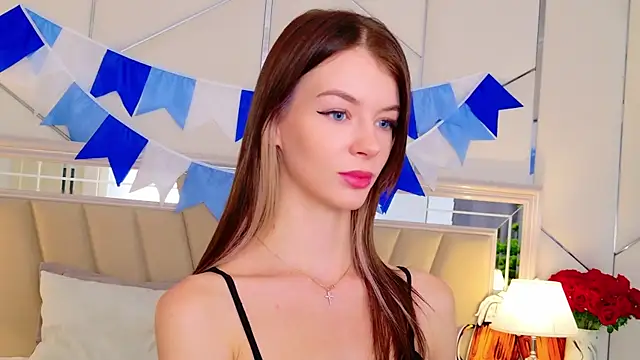 MeganMour online show from 10.03.25