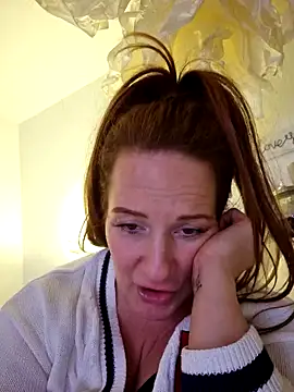 Engel mia online show from 02.16.25