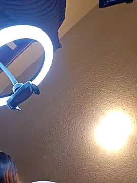 Snapshot of PeakabumPromo chatting on 02.26.25 PeakabumPromo online show from 02.26.25