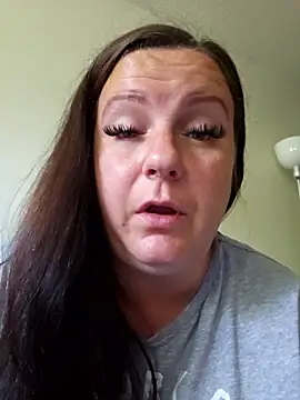 Snapshot of PeakabumPromo chatting on 10.01.25 PeakabumPromo online show from 10.01.25