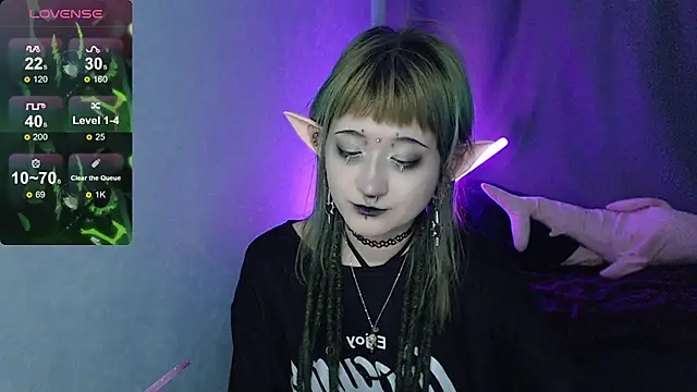 Snapshot of Milten-Trish chatting on 04.30.26 Milten-Trish online show from 04.30.26