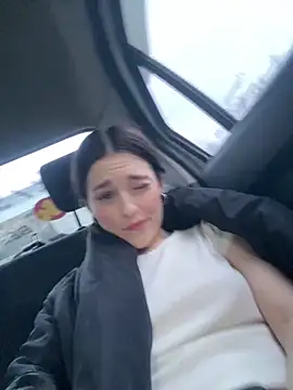 Mia Mia M online show from 03.02.26