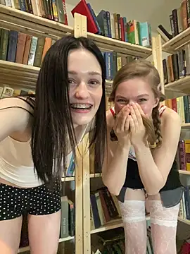 Mia Mia M online show from 05.23.26