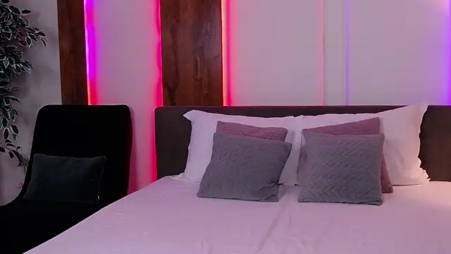 SkylerSpark online show from 10.24.25