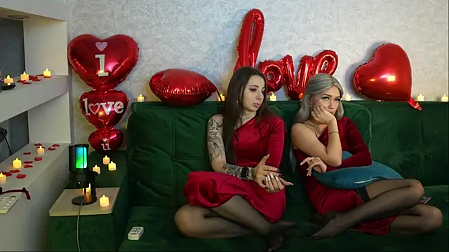 BestModelsDuo online show from 02.15.25