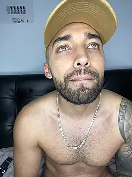 Sweet and caramel online show from 02.06.25