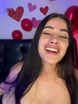 Sweet and caramel online show from 02.14.25