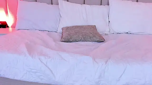 Michell Wallker online show from 03.21.25