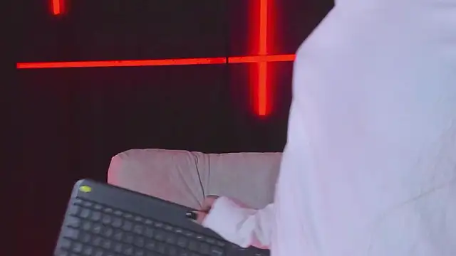 Michell Wallker online show from 01.10.26