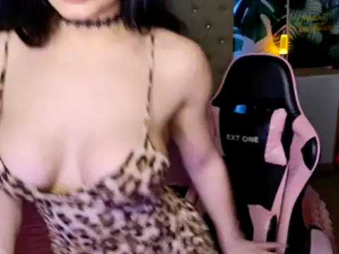 KattieSims online show from 02.24.25