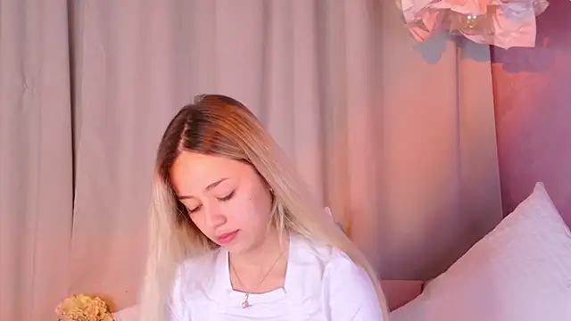 STELLA RICH online show from 09.15.25