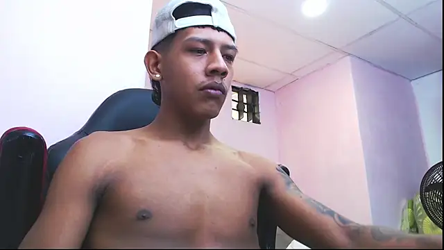 mr stiven  online show from 01.05.25