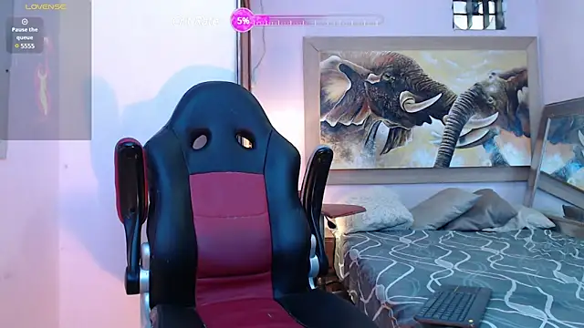 mr stiven  online show from 03.14.25