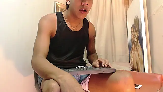 mr stiven  online show from 10.15.25