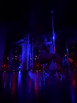 Snapshot of Charismasweets chatting on 03.12.25 Charismasweets online show from 03.12.25