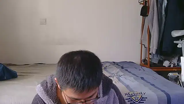 866532 online show from 12.04.25