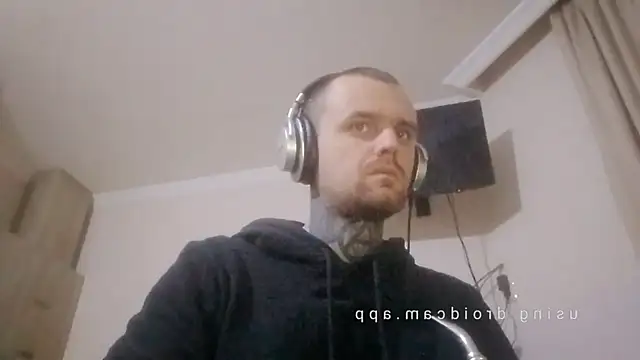 Snapshot of HappyZebra13 chatting on 01.09.25 HappyZebra13 online show from 01.09.25