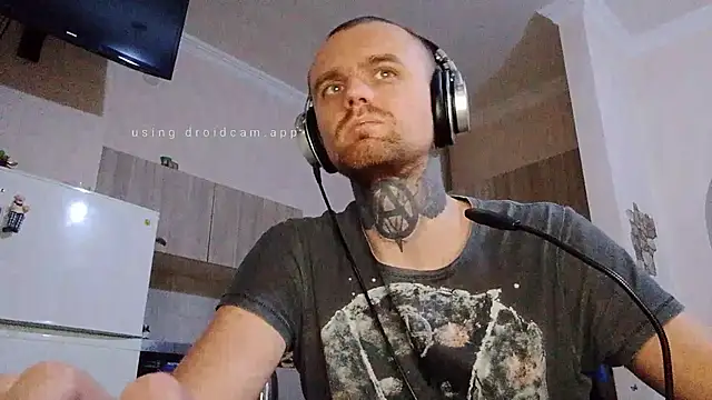 Snapshot of HappyZebra13 chatting on 03.10.25 HappyZebra13 online show from 03.10.25