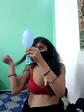 Snapshot of Aafreen_36 chatting on 02.15.25 Aafreen 36 online show from 02.15.25