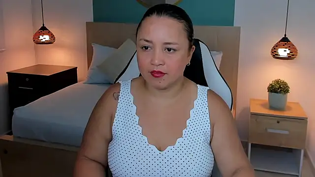linda rios  online show from 01.10.25