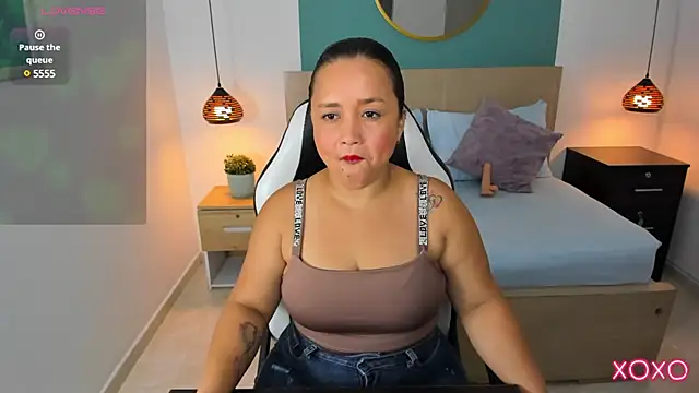 linda rios  online show from 02.08.25