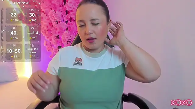 linda rios  online show from 06.20.26