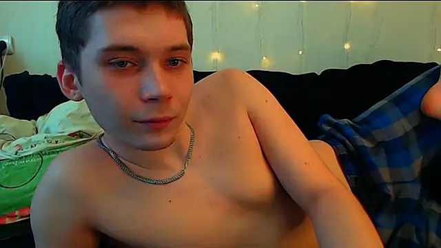 Snapshot of __sugarrebit chatting on 12.19.24 sugarrebit online show from 12.19.24