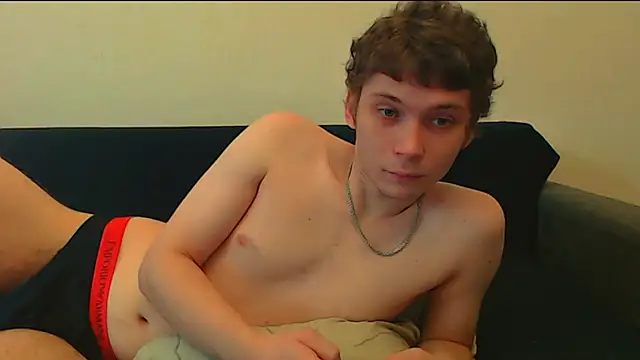 Snapshot of __sugarrebit chatting on 10.31.25 sugarrebit online show from 10.31.25