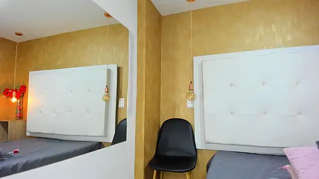 Milaspetite online show from 11.26.25