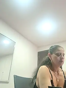 sasi luna online show from 10.27.25