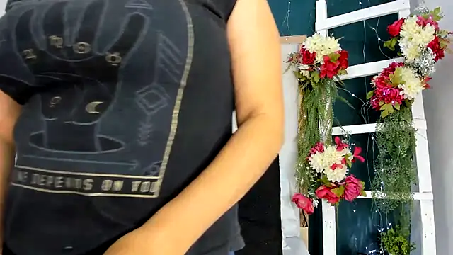 africa holmes online show from 11.12.25