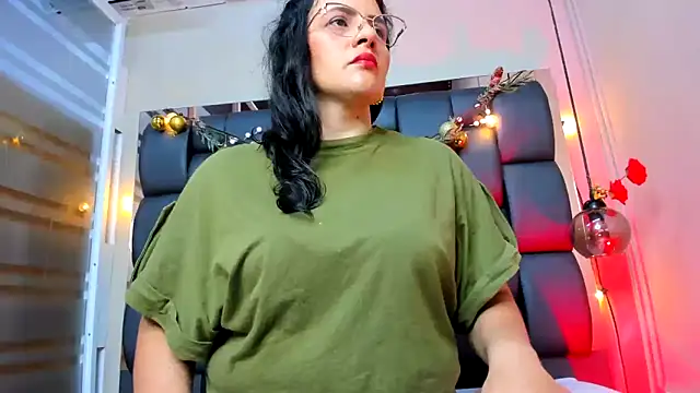 africa holmes online show from 03.24.26