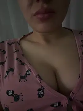 Gamzemm8888 online show from 01.19.25