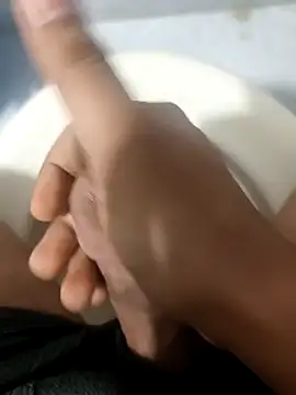 Snapshot of mumbai_dick chatting on 01.21.25 mumbai dick online show from 01.21.25