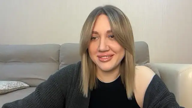 VickyLove047 online show from 12.14.25